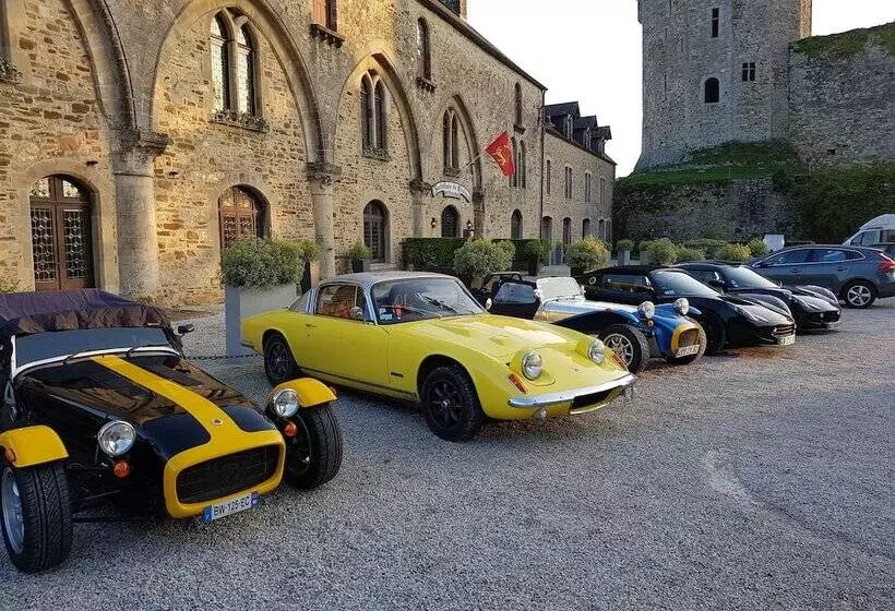 בית מלון כפרי L Hostellerie Du Chateau De Bricquebec