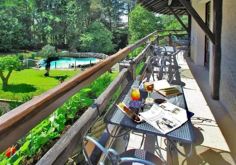 هتل Logis Hôtel La Chaumière