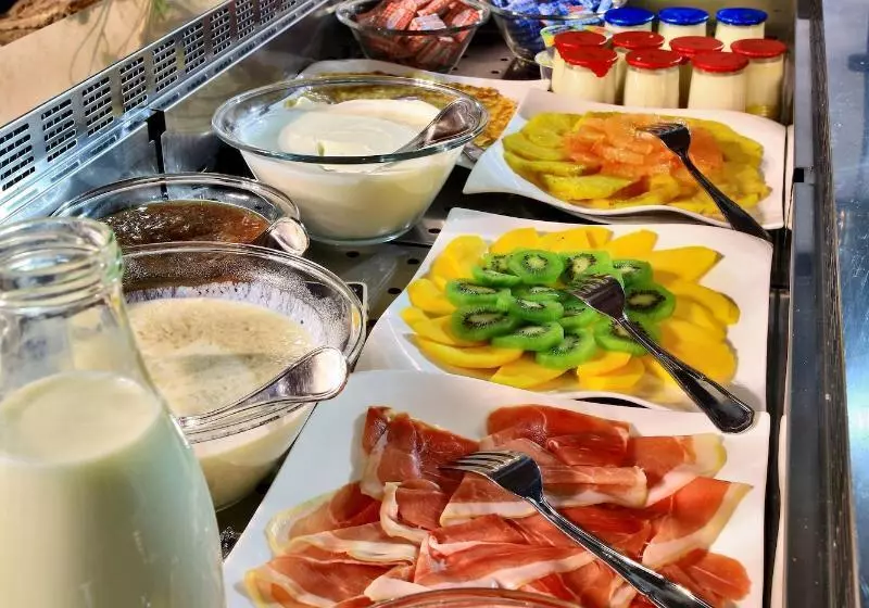 هتل Logis Hôtel La Chaumière