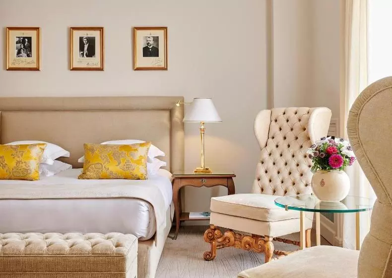 酒店 La Réserve De Beaulieu