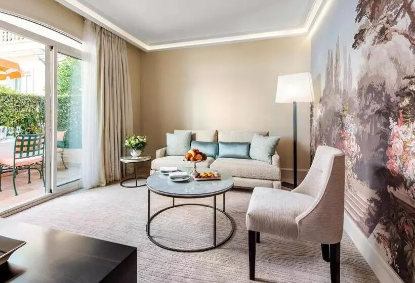 酒店 La Réserve De Beaulieu