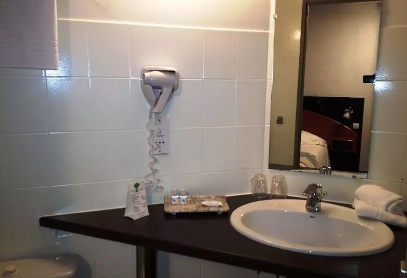 בית מלון כפרי Du Baou