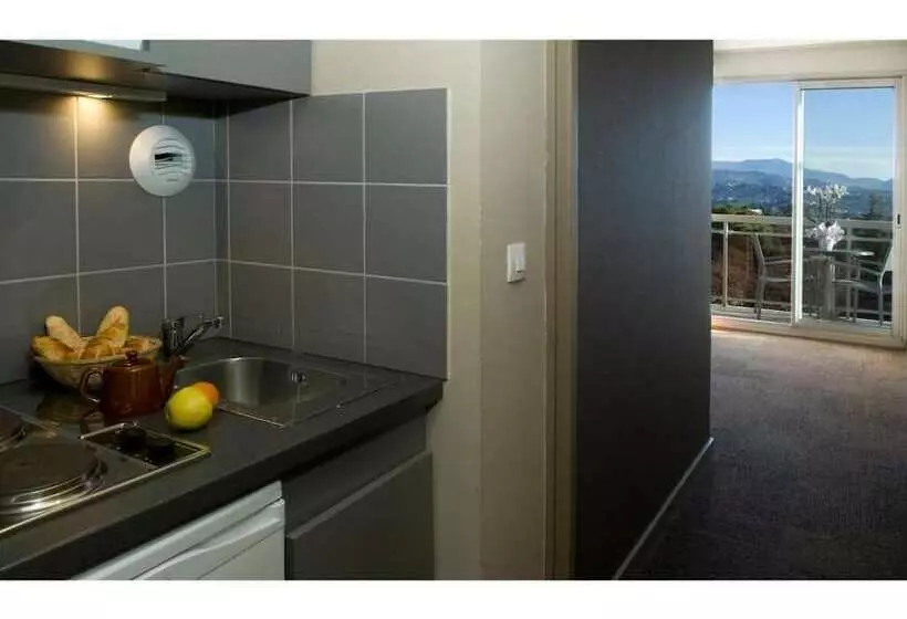 בית מלון כפרי Du Baou