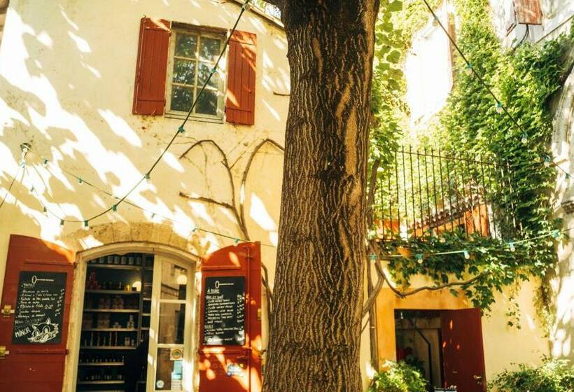 هتل Hôtel Du Cloître