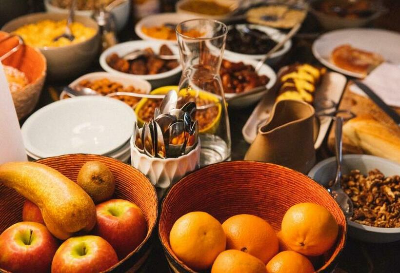 هتل Hôtel Du Cloître