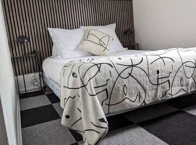 ホテル Hôtel Le Lion D'or