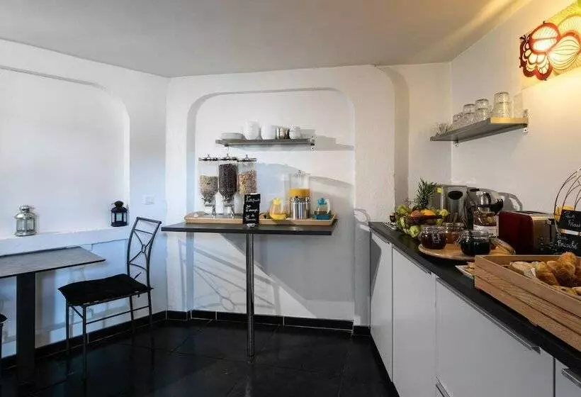 ホテル Hôtel Le Mistral