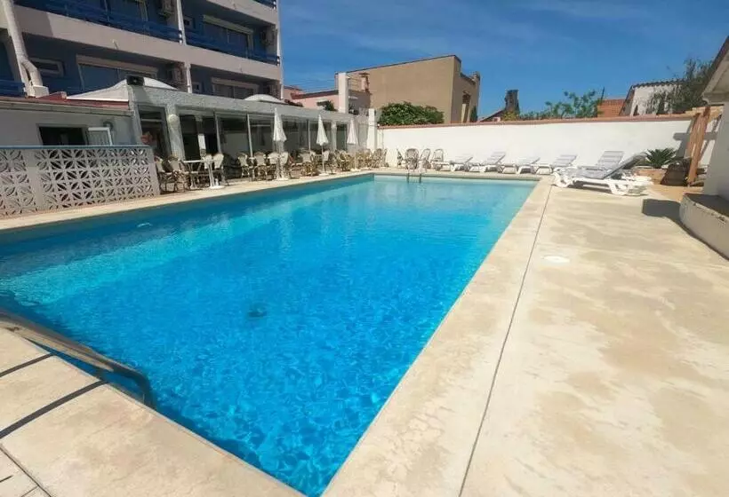 Hôtel Les Sables   Urban Style   By Logis Hotels