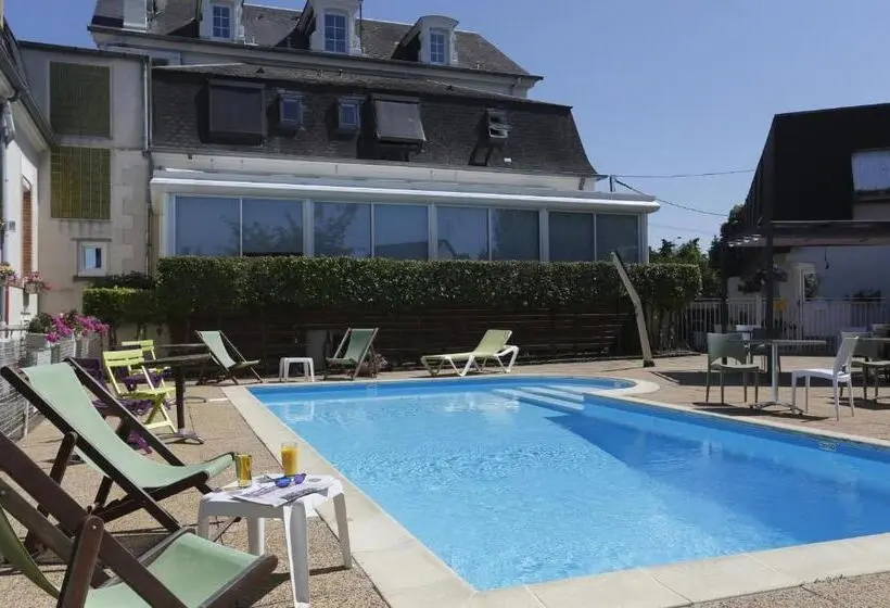 ホテル Hôtel Les Tilleuls, Bourges