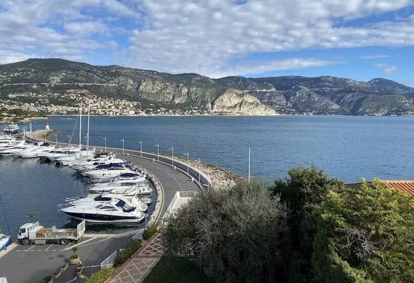 בית מלון כפרי La Voile D'or