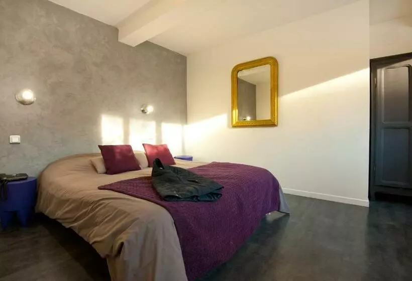 هتل Le Prieure Et La Residence