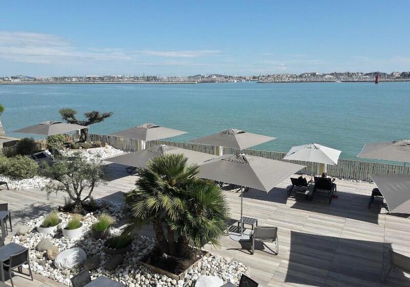 בית מלון כפרי Les Brises