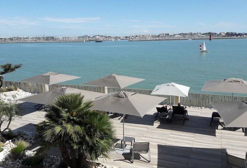 בית מלון כפרי Les Brises