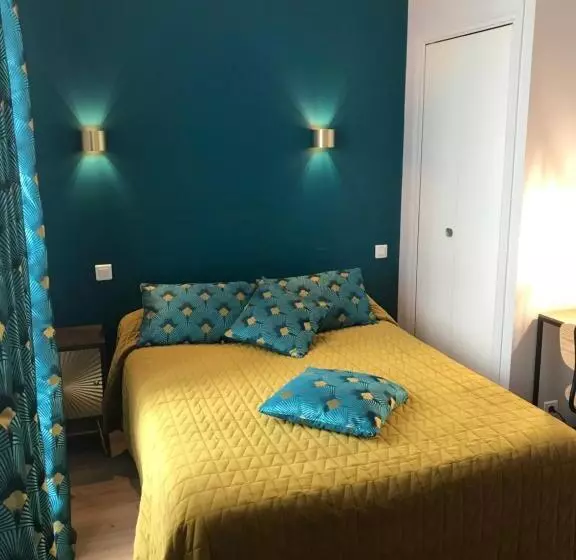 ホテル Les Pastels