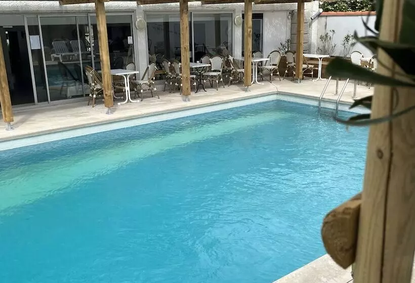 Hôtel Les Sables   Urban Style   By Logis Hotels