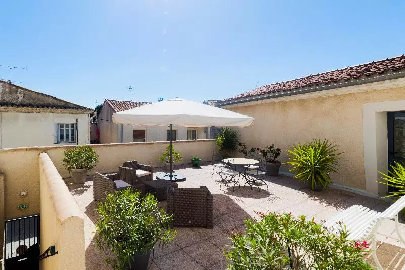 酒店 Logis Hôtel Restaurant Le Cours