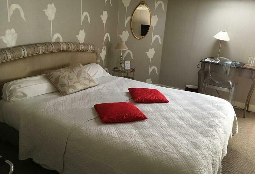 فندق Les Pigeons Blancs