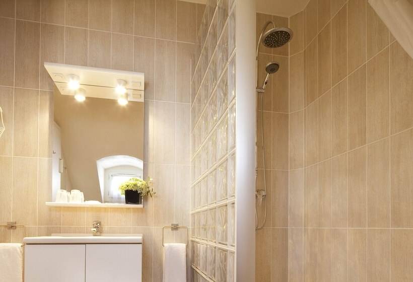 هتل Londres Saint Honore