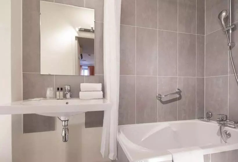 هتل Londres Saint Honore