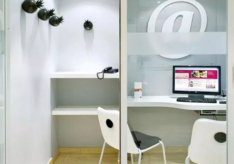 هتل Mercure Toulouse Centre Saintgeorges