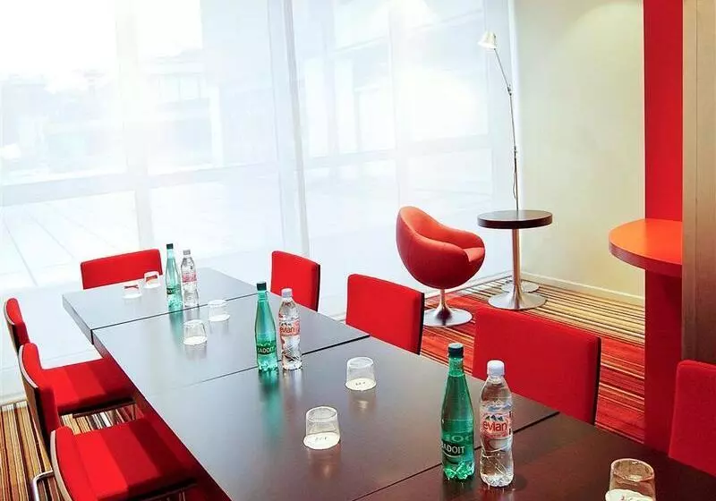 هتل Mercure Toulouse Centre Saintgeorges