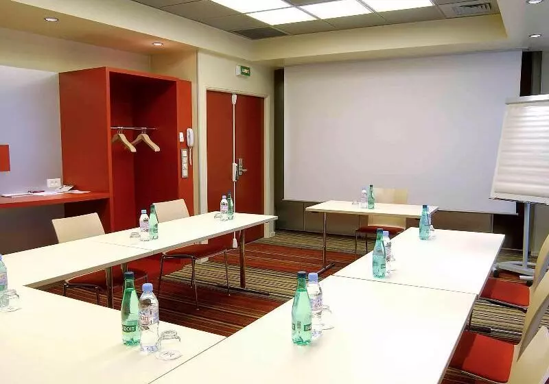 هتل Mercure Toulouse Centre Saintgeorges