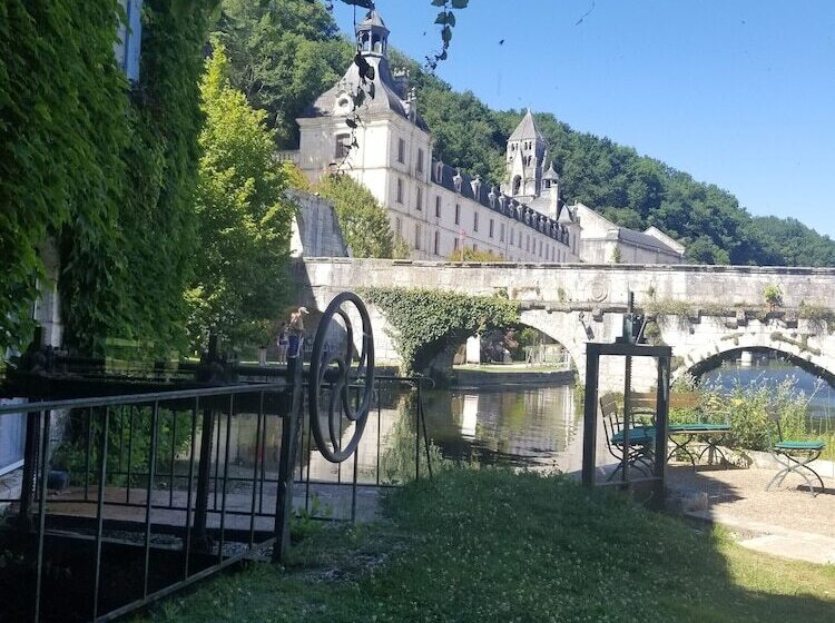 هتل Moulin De L Abbaye