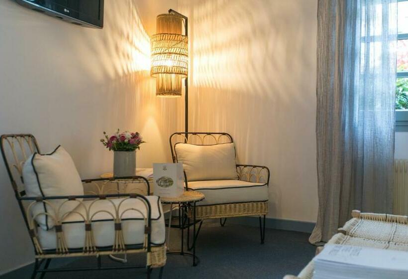 هتل Moulin De L Abbaye