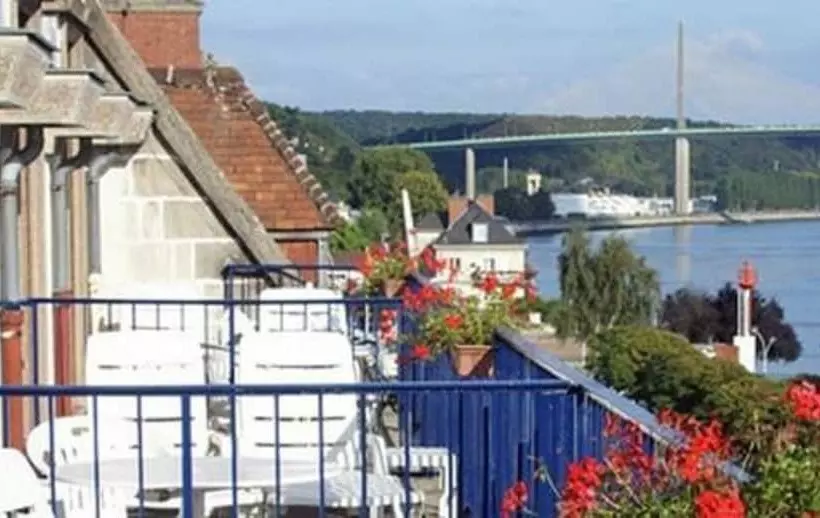 Normotel   La Marine