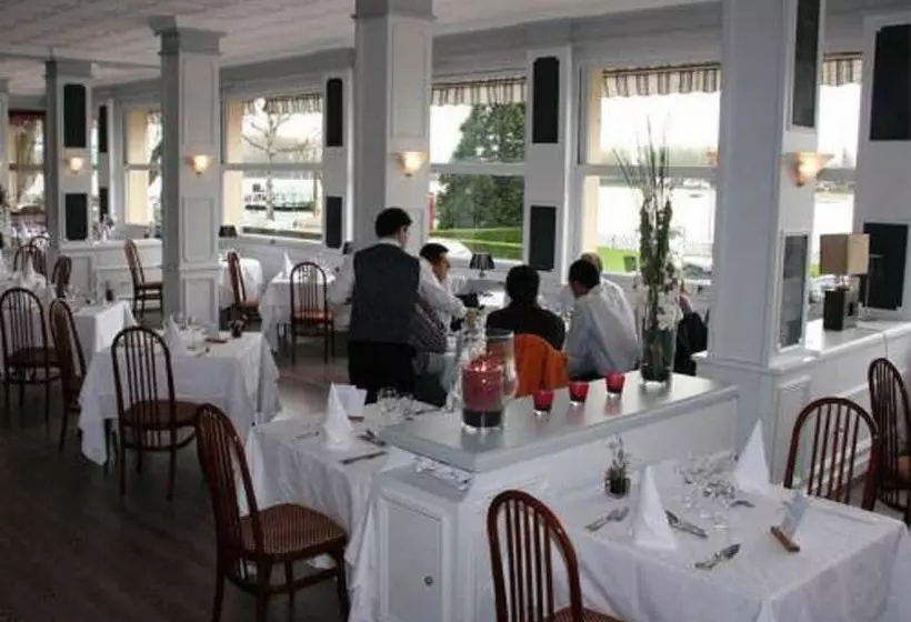 Normotel   La Marine