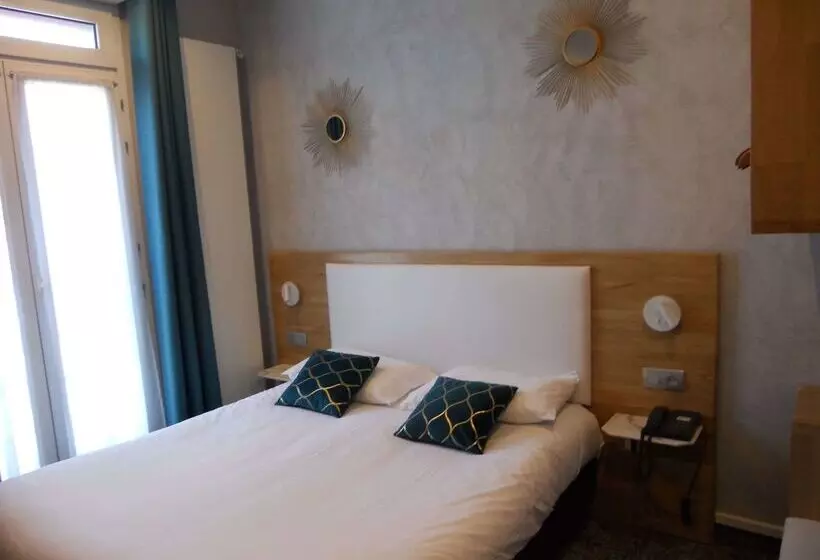 Brit Hotel Privilège Le Royal   Centre Gare