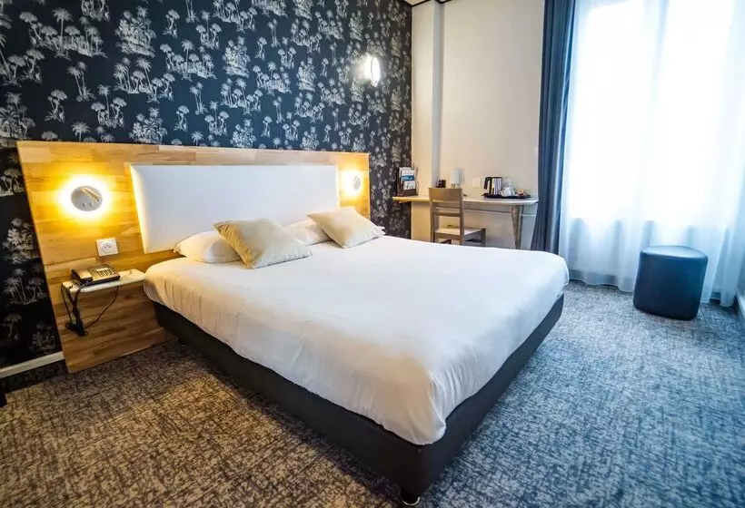 Brit Hotel Privilège Le Royal   Centre Gare