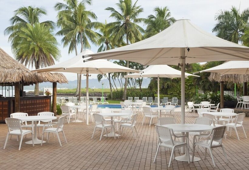 בית מלון כפרי Holiday Inn Suva, An Ihg