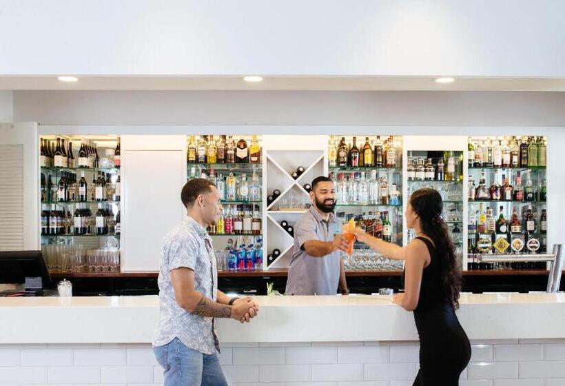 בית מלון כפרי Holiday Inn Suva, An Ihg