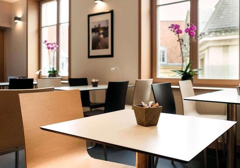 هتل Ibis Lille Centre Grand Place