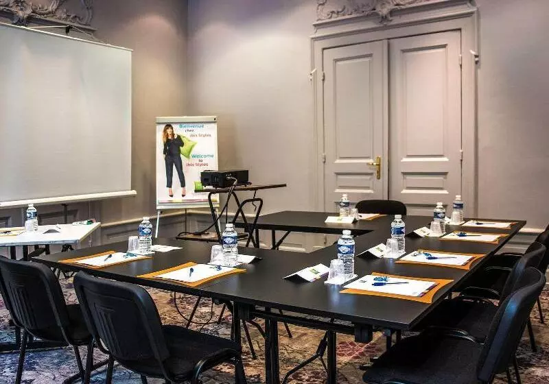 Hotel Ibis Styles Metz Centre Gare