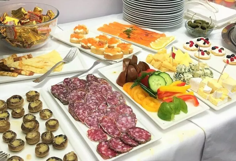 Отель Hôtel Restaurant Oasis