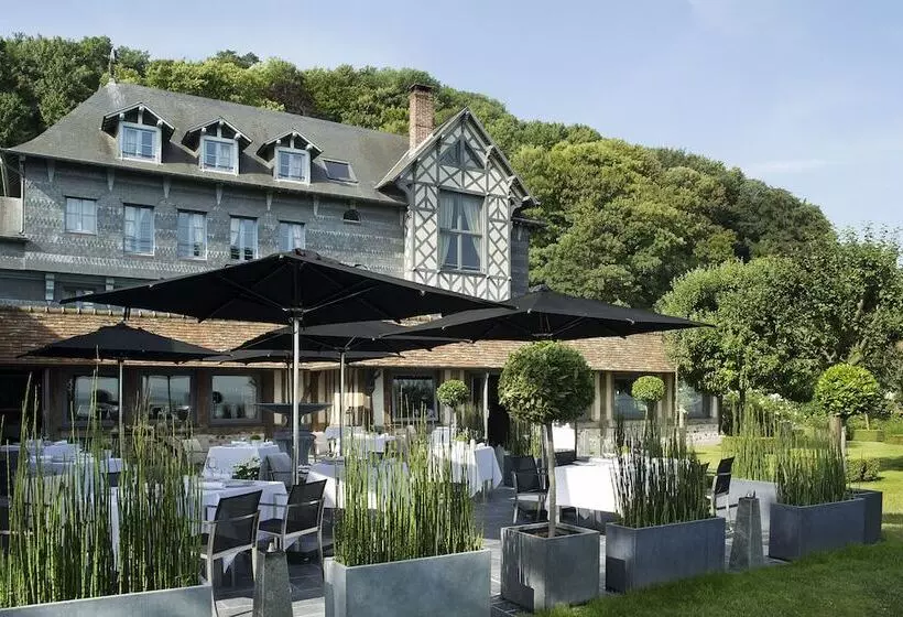 هتل La Ferme Saint Simeon Spa  Relais & Chateaux