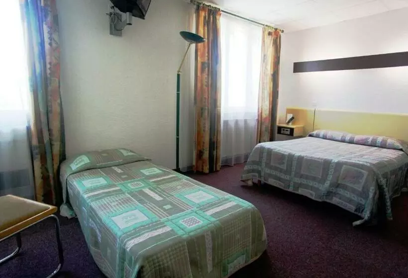 בית מלון כפרי Le Relais De Fabrègues