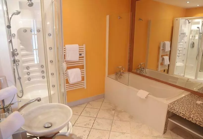 Отель Lerie Du Basbreau