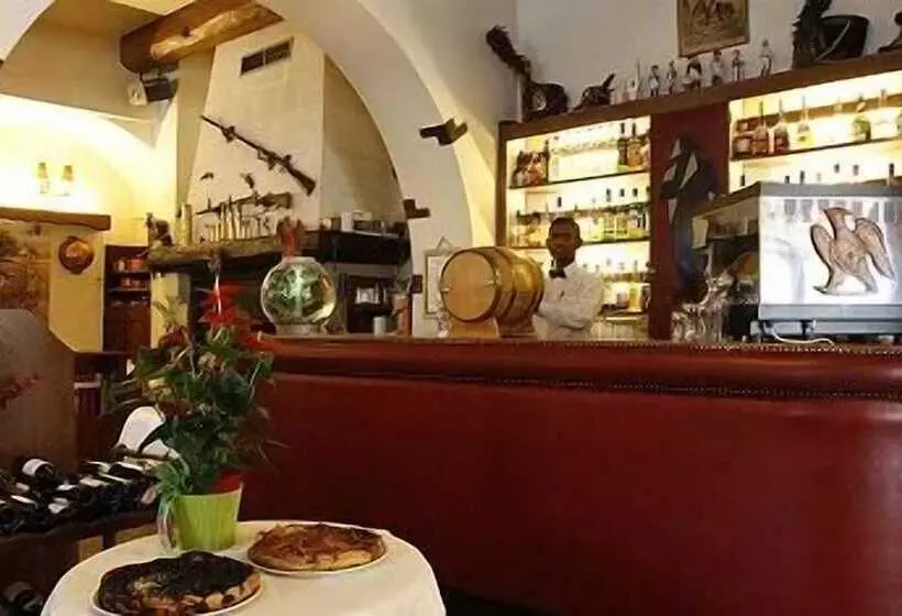 호텔 Logis Le Relais Imperial