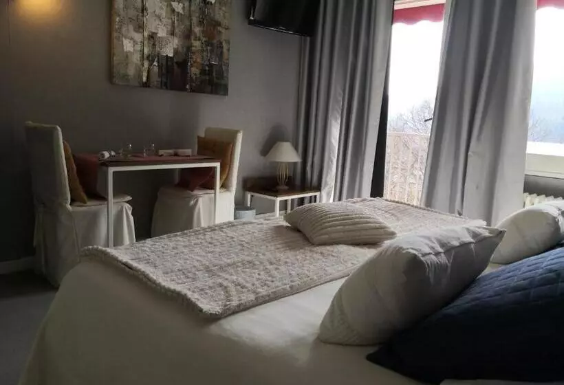 בית מלון כפרי Logis Hôtel Restaurant Le Tanargue