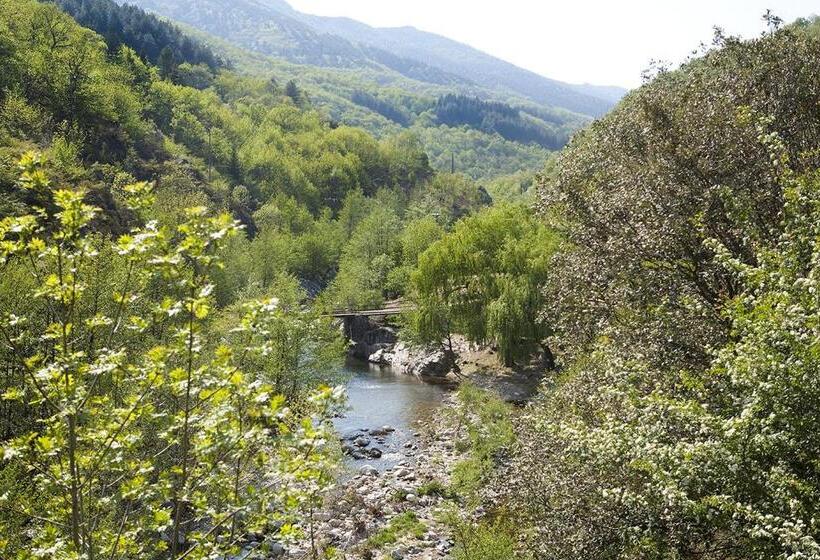 فندق Logis Hôtel Restaurant Le Tanargue
