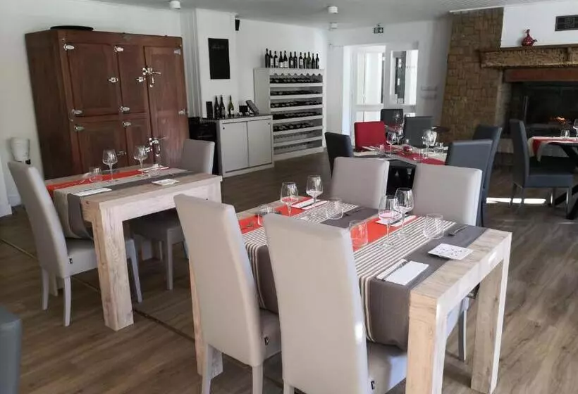 בית מלון כפרי Logis Hôtel Restaurant Le Tanargue