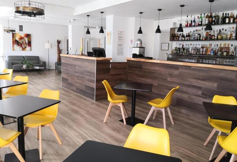 فندق Logis Hôtel Restaurant Le Tanargue