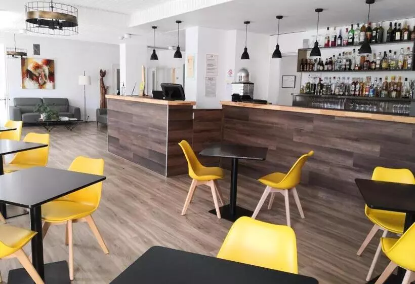 בית מלון כפרי Logis Hôtel Restaurant Le Tanargue