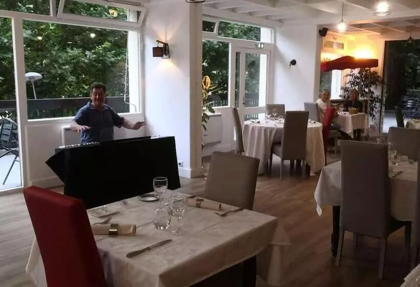 בית מלון כפרי Logis Hôtel Restaurant Le Tanargue