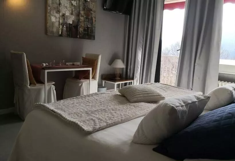 בית מלון כפרי Logis Hôtel Restaurant Le Tanargue