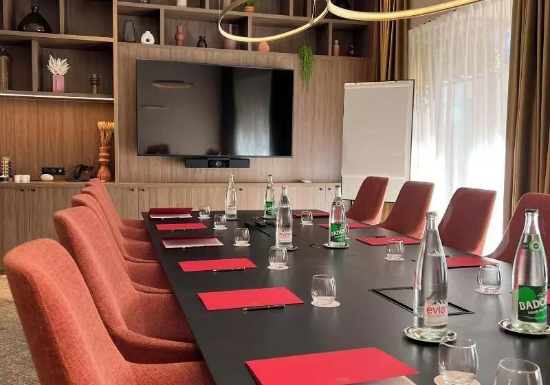 Maison Rouge Strasbourg Hotel & Spa, Autograph Collection