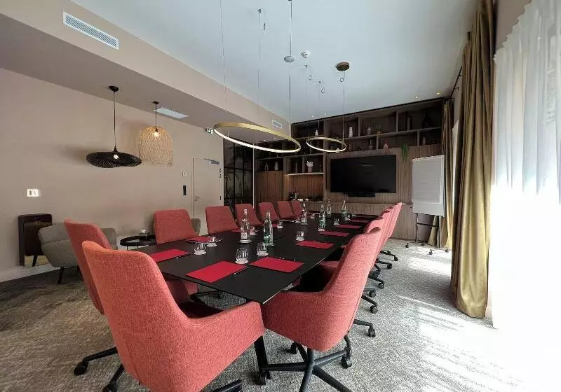 Maison Rouge Strasbourg Hotel & Spa, Autograph Collection